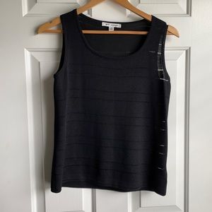 Like new St. John blank tank S